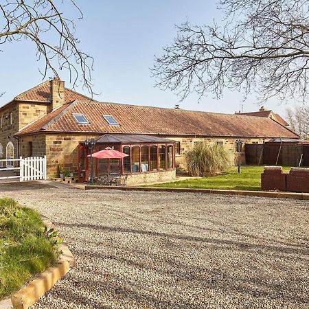 Host & Stay - The Arches Cottage Brotton ภายนอก รูปภาพ