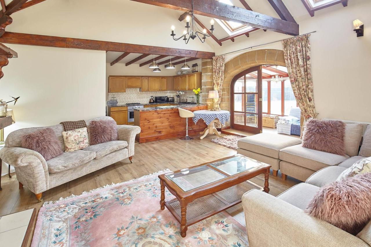 Host & Stay - The Arches Cottage Brotton ภายนอก รูปภาพ