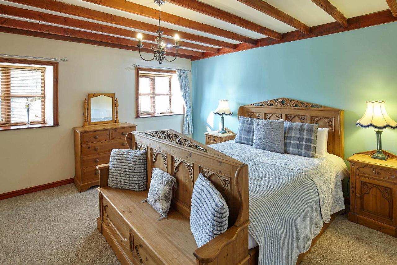 Host & Stay - The Arches Cottage Brotton ภายนอก รูปภาพ