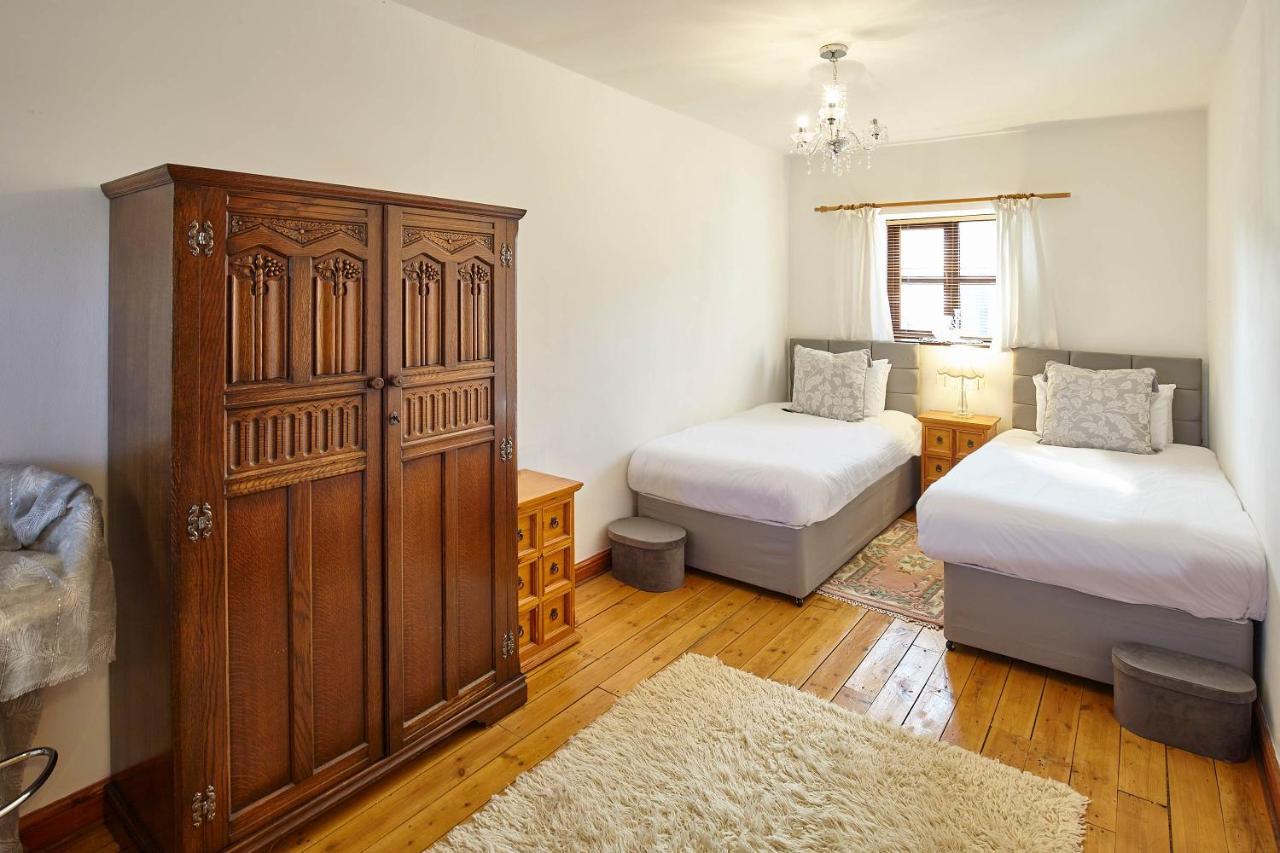Host & Stay - The Arches Cottage Brotton ภายนอก รูปภาพ