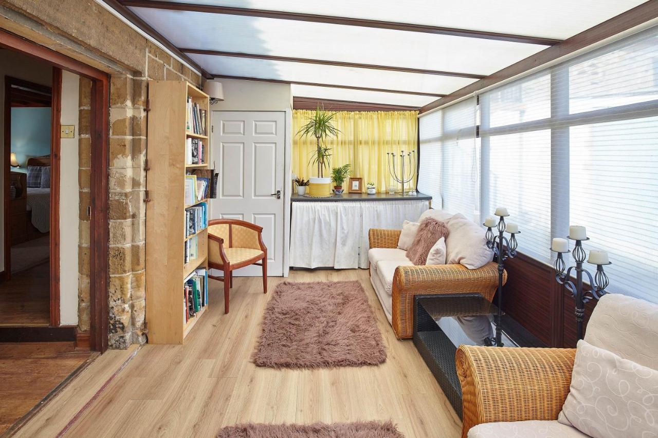 Host & Stay - The Arches Cottage Brotton ภายนอก รูปภาพ